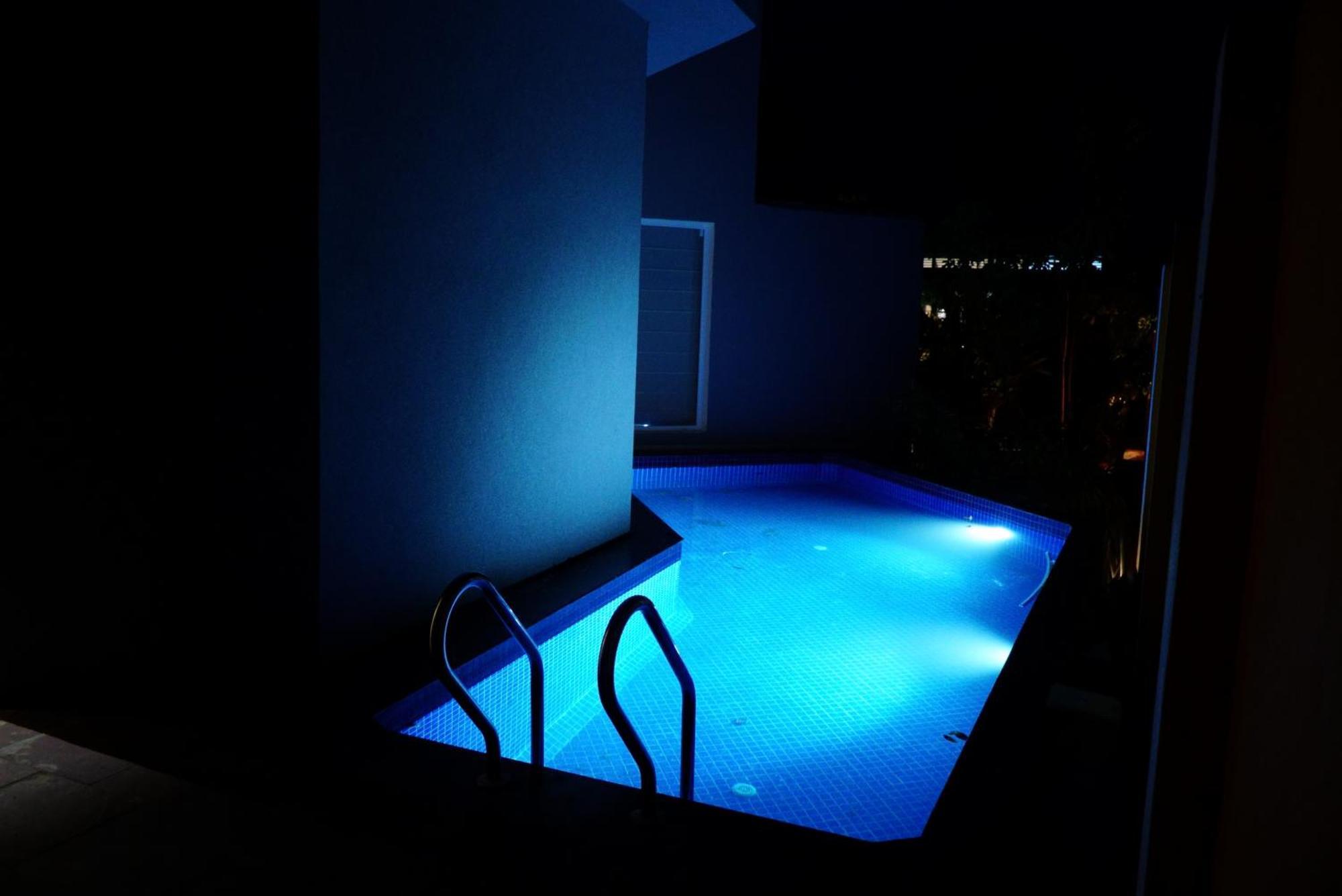V Hotels And Resorts Chirala Ngoại thất bức ảnh