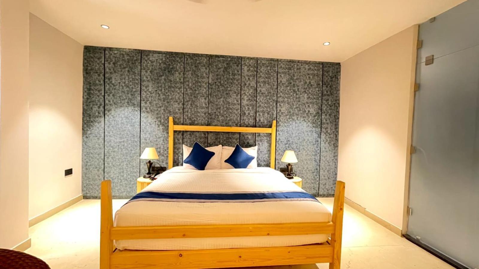 V Hotels And Resorts Chirala Ngoại thất bức ảnh